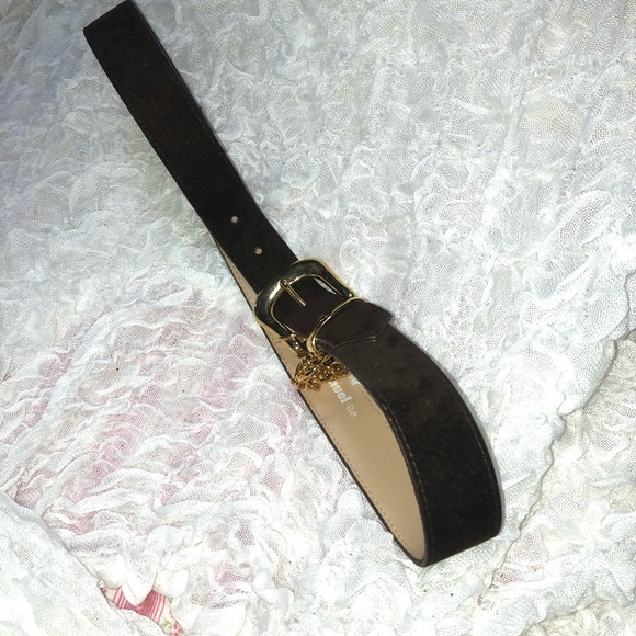 Emmanuel leather belt with large gold metal buckle- 34” with buckle- like new - Picture 3 of 11